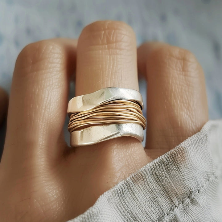 Margeret™ | Silver Golden Threads Ring