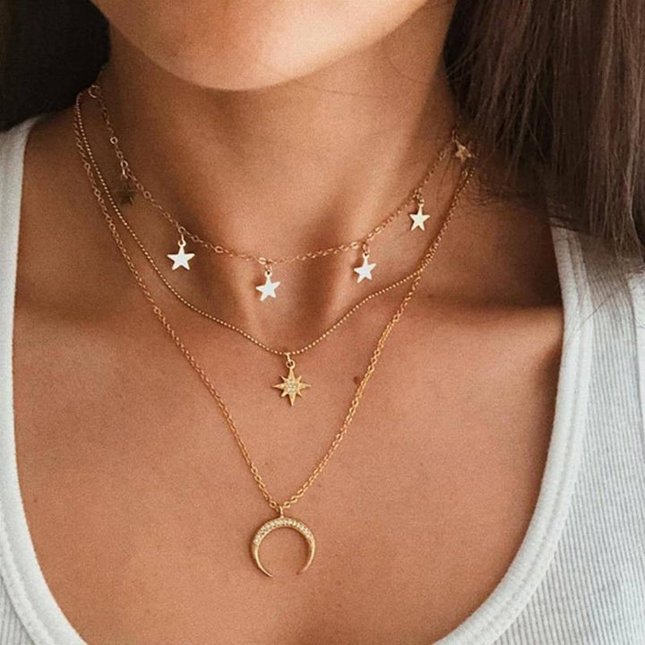 Margeret™ | Moon Necklace in Gold