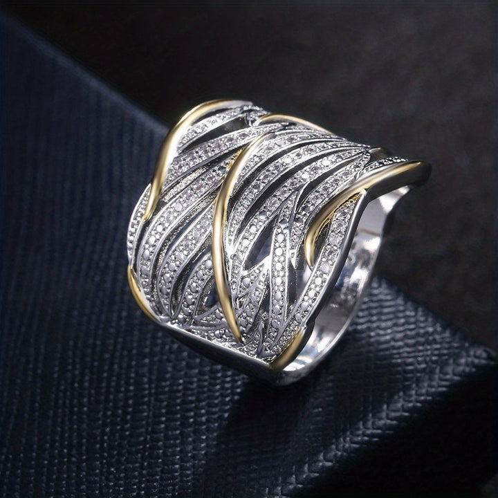 Margeret™ | Elegant Multi-Layer Twisted Ring