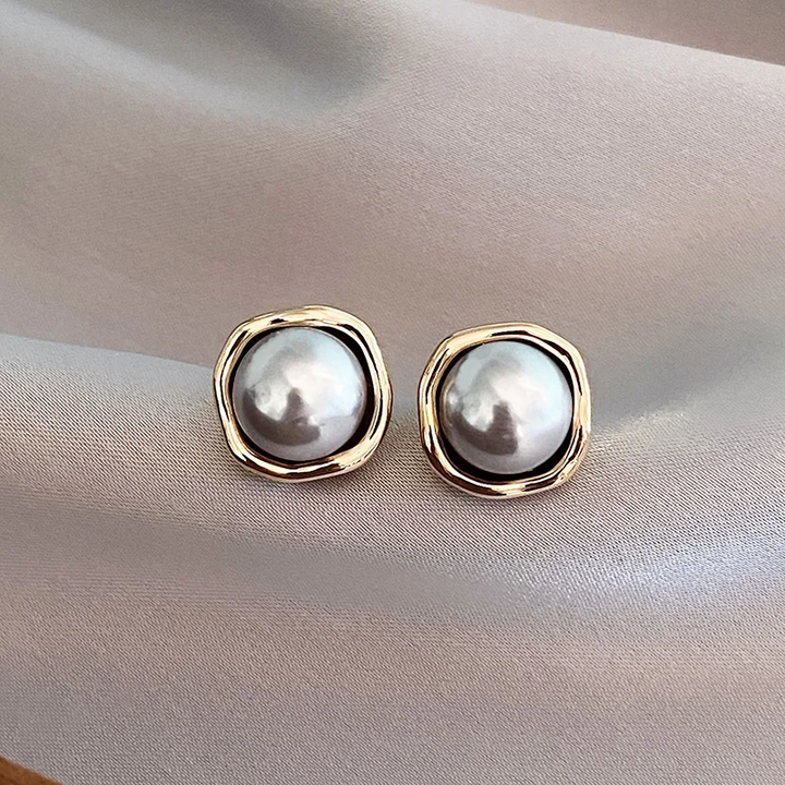 Margeret™ | Black Pearl Earrings