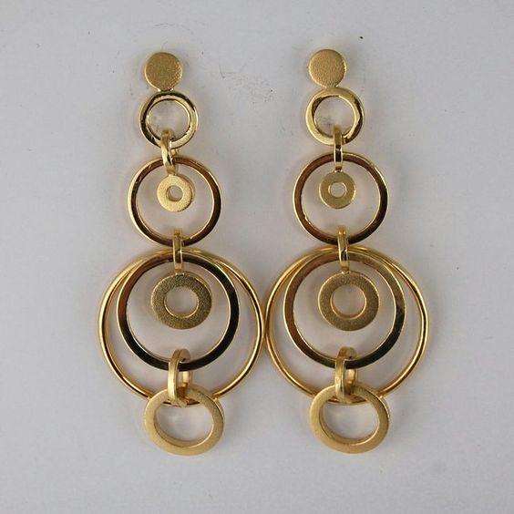 Margeret™ | Golden Hoops Earrings