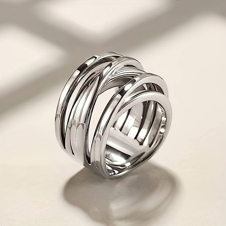 Margeret™ | Layered Silver Ring