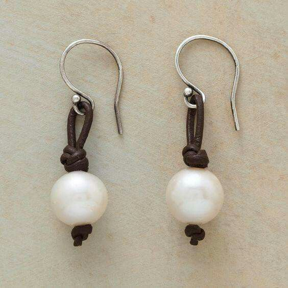 Margeret™ | Pearl Leather Earrings