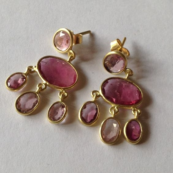Margeret™ | Garnet Stone Rain Earrings