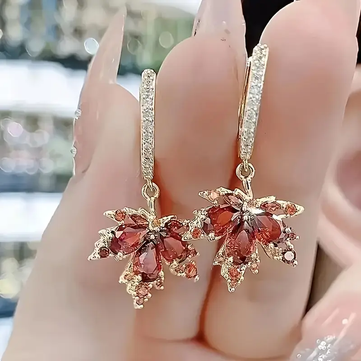 Margeret™ | Zirconia Leaf Gold Earrings