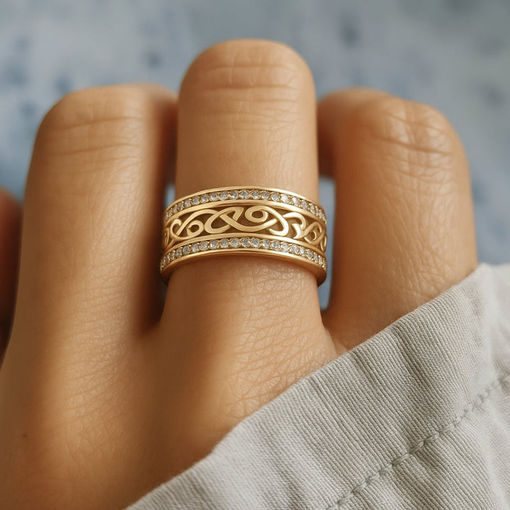 Margeret™ | Bright Hollow Gold Ring