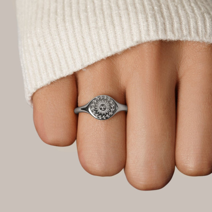 Margeret™ | Silver Midsummer Ring