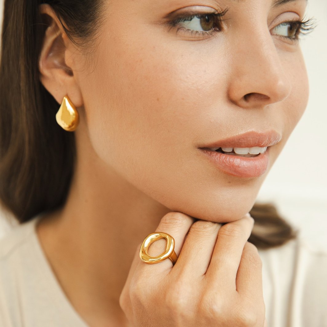 Margeret™ | Vina Molten Gold Ring