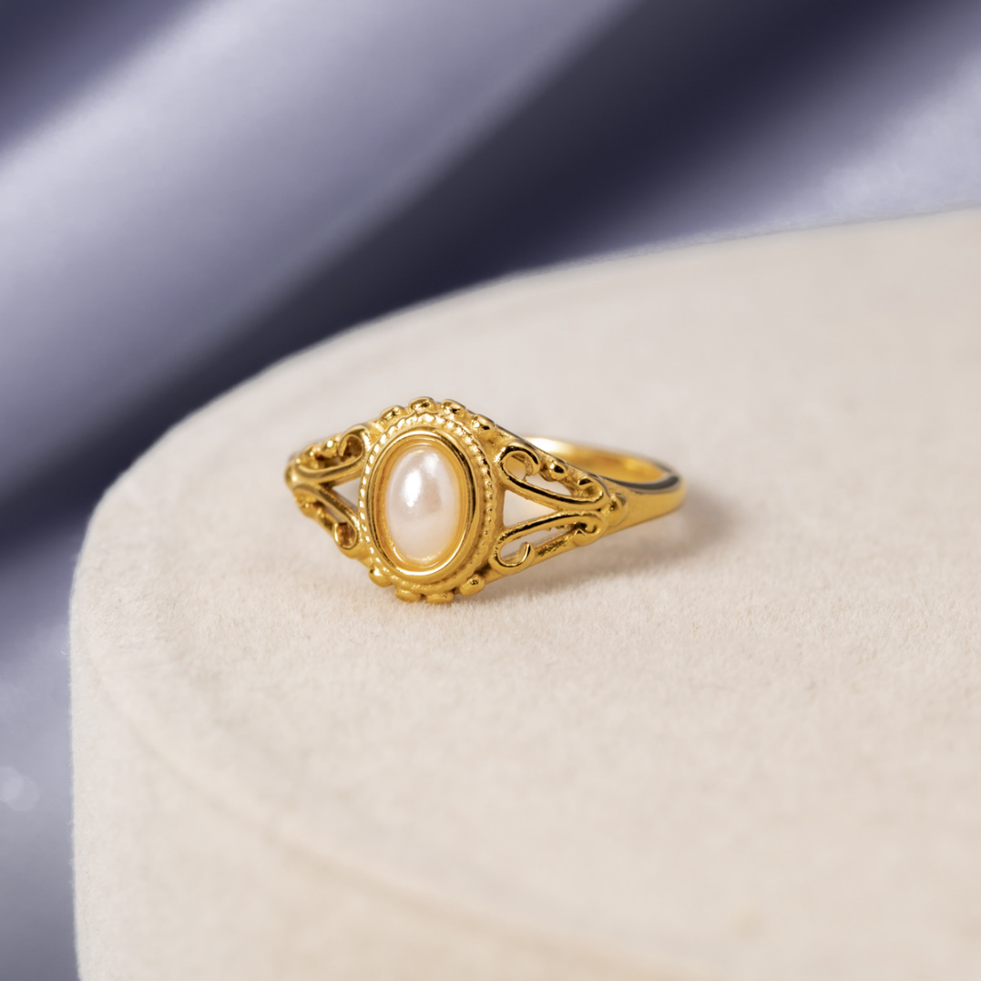 Margeret™ | Royal – Vintage Pearl Ring